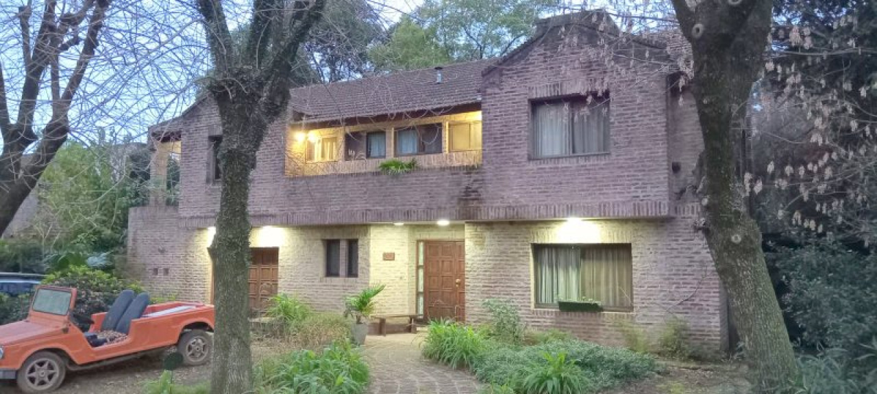 CASA EN VENTA EN BARRIO CERRADO, PRADERAS DE SAN IGNACIO